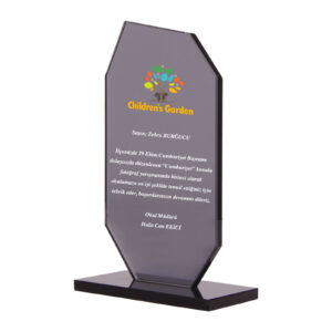 486401 OSKAY SİYAH KRİSTAL PLAKET